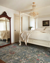 Load image into Gallery viewer, Constructed with durability in mind, the Giada Collection is a modern take and high-end look on traditional rug designs. Featuring timeless patterns and captivating hues, Giada guarantees minimal shedding and effortless upkeep.