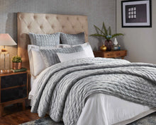 Load image into Gallery viewer, Luna Collection