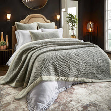 Load image into Gallery viewer, Maui Bedding Collection