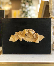 Load image into Gallery viewer, Royal Cloth Collection