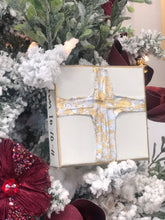 Load image into Gallery viewer, Gold Leaf Cross
