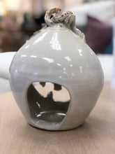 Load image into Gallery viewer, Jack O Lantern Pottery
