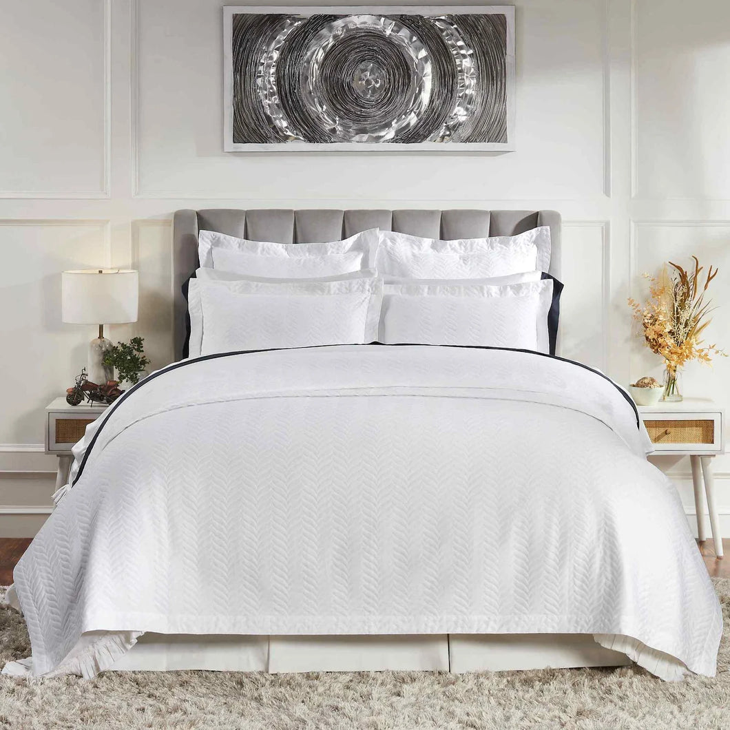 Casablanca Matelasse Coverlet Collection