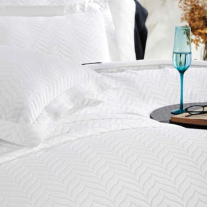 Casablanca Matelasse Coverlet Collection