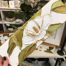 Load image into Gallery viewer, Southern Magnolia
