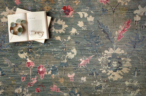 Constructed with durability in mind, the Giada Collection is a modern take and high-end look on traditional rug designs. Featuring timeless patterns and captivating hues, Giada guarantees minimal shedding and effortless upkeep.